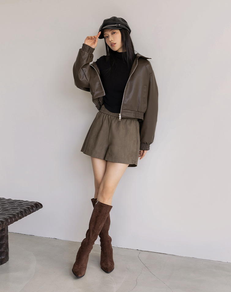 MATTE LEATHER A-LINE SHORTS