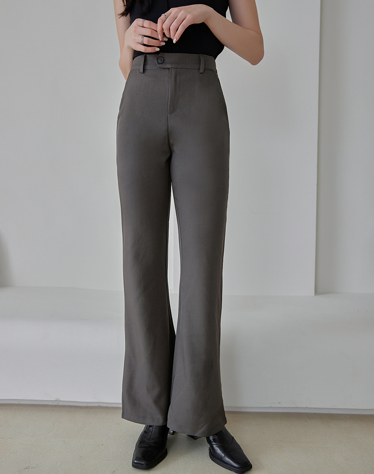 FLATTERING MINI FLARED TAILORED PANTS