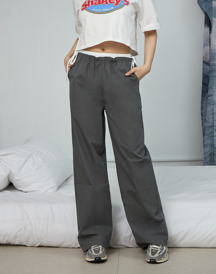 SLEEK SOLID COLOR ELASTIC WAIST LONG PANTS