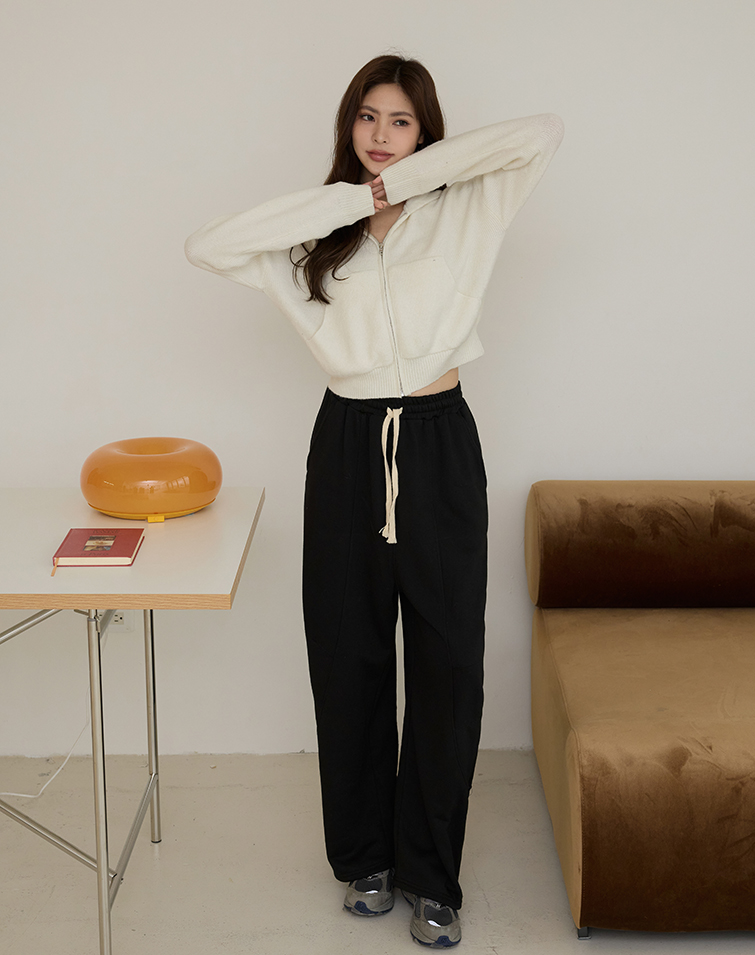 MIT SLEEK-CUT SOLID COCOON PANTS