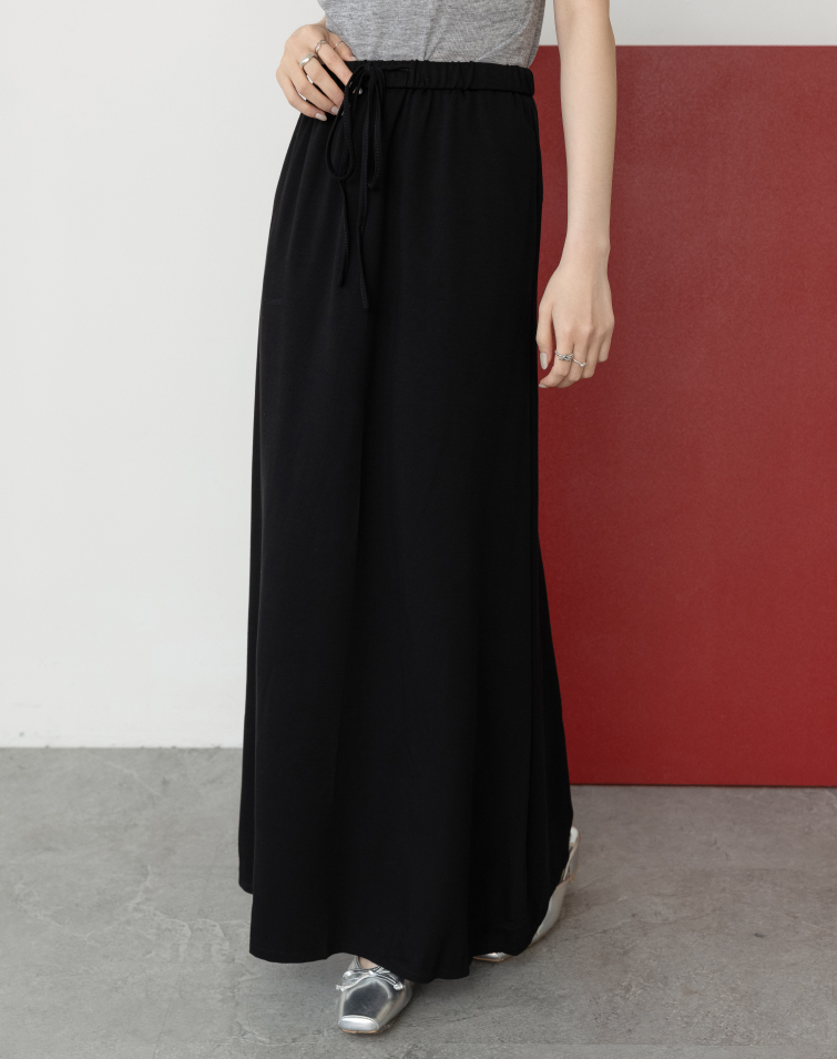 SOLID ELASTIC WAIST SHAPING MAXI SKIRT