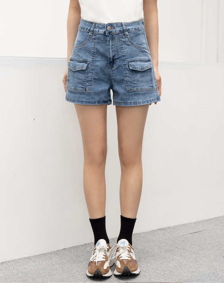 STRETCH UTILITY POCKET DENIM SHORTS