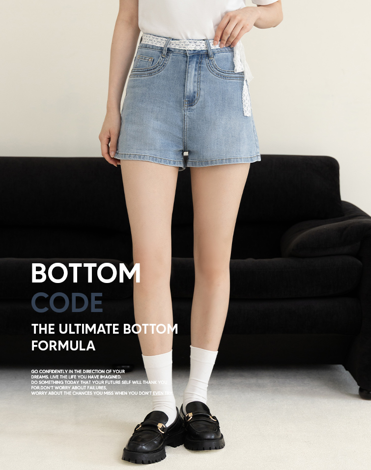 STRETCH LACE TIE DENIM SHORTS