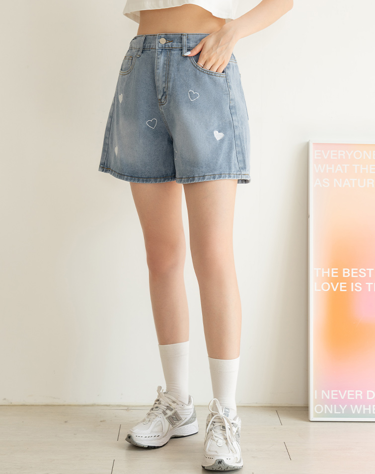 360° HEART EMBRO DENIM SHORTS