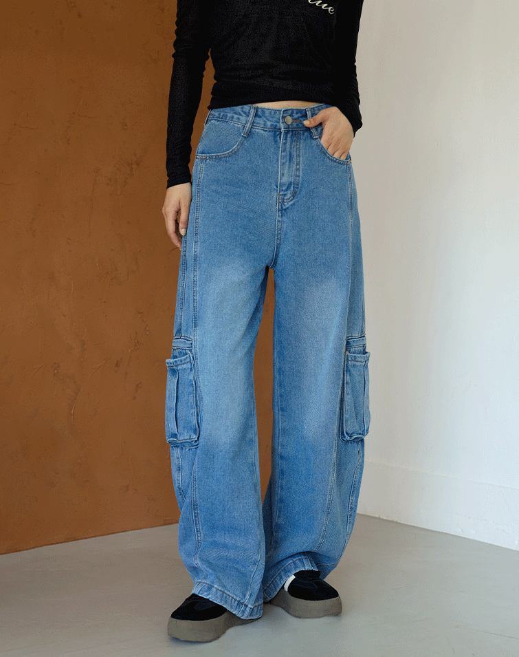CASUAL DENIM CARGO PANTS