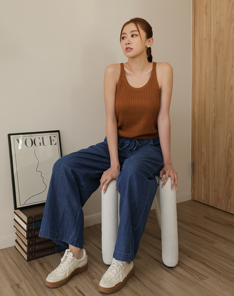 FASHION PLEATED DENIM PANTS