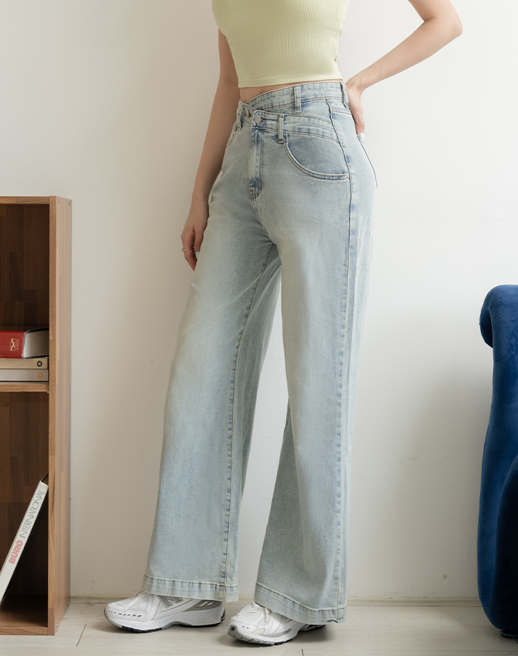 360° SHAPING WASHED JEANS