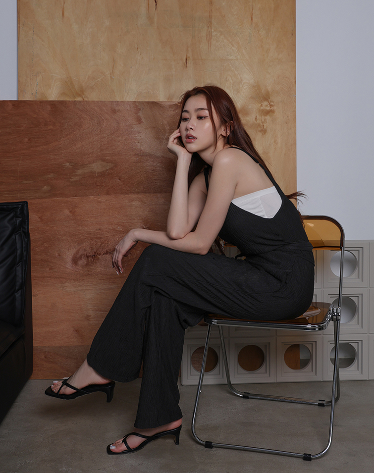 STRIPED ELASTIC STRAP JUMPSUIT