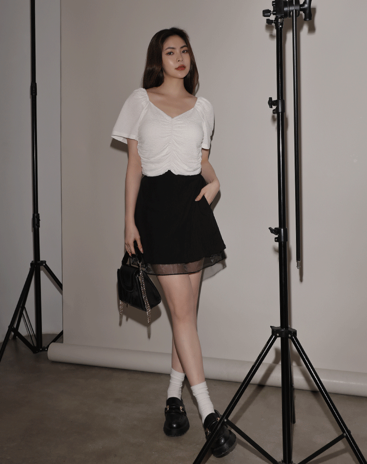 FAUX TWO-PIECE LIGHTWEIGHT MINI SKIRT