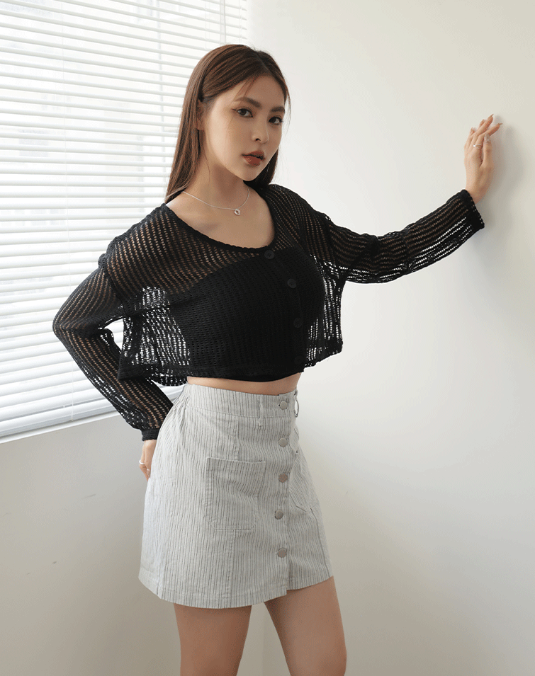 VERTICAL-STRIPE BUTTON  MINI SKIRT