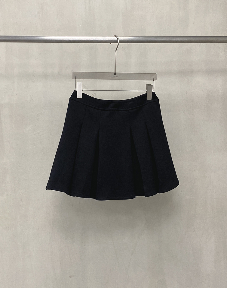 FEATHERLIGHT PLEATED MINI SKIRT