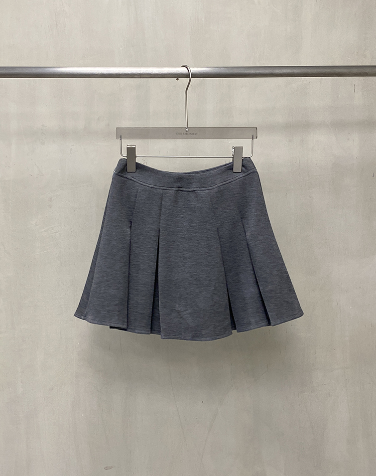 FEATHERLIGHT PLEATED MINI SKIRT