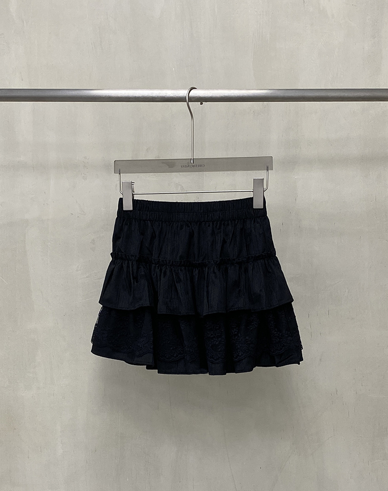 LACE TIERED SKIRT