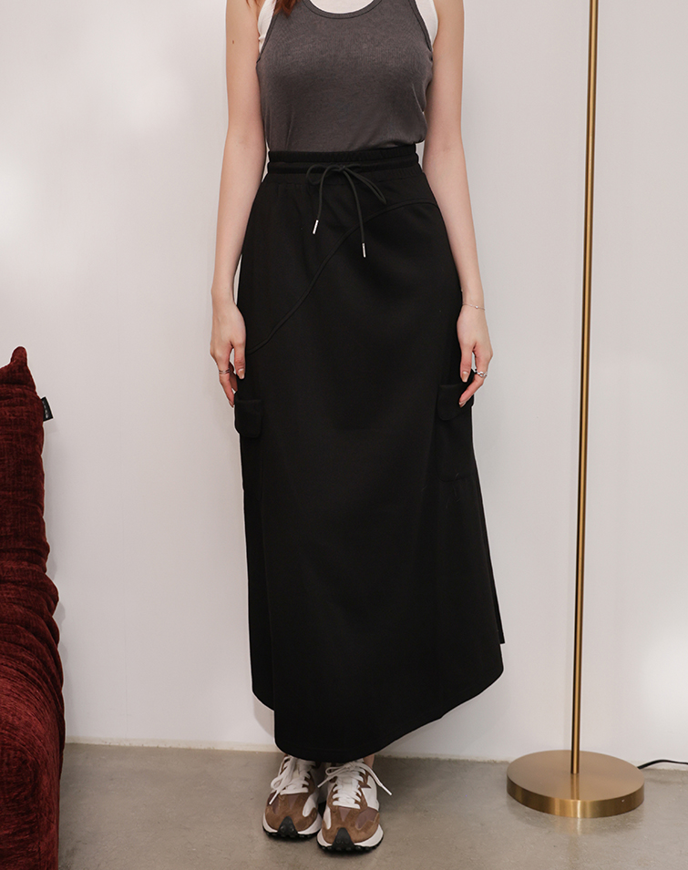 COMFORTABLE COTTON-FEEL ASYMMETRICAL PANELING LONG SKIRT