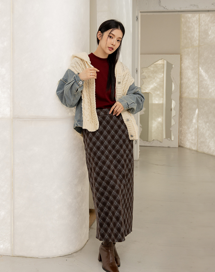 CHIC PLAID MAXI SKIRT