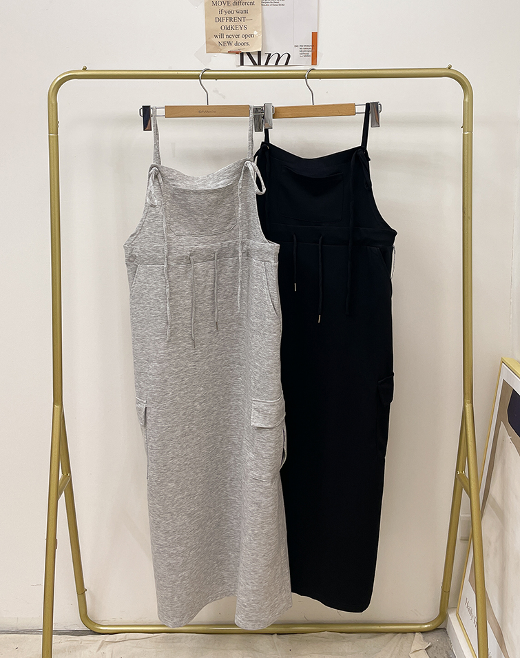SOLID COLOR TIE-BACK SPACE COTTON SLIP DRESS