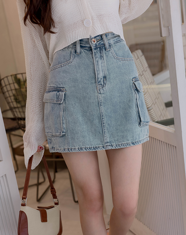 DOUBLE POCKETS WASHED OUT CARGO DENIM MINI SKIRT