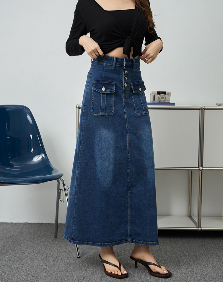 WASHED PLEATED POCKET STRETCH DENIM LONG SKIRT