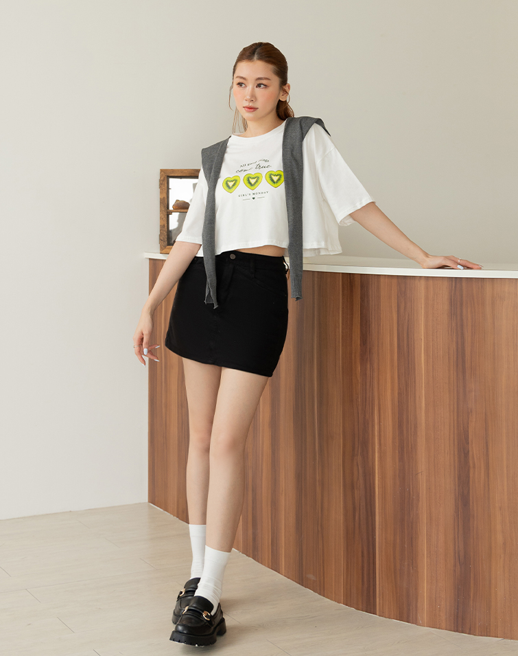 STRETCH WASHED DENIM SKORT