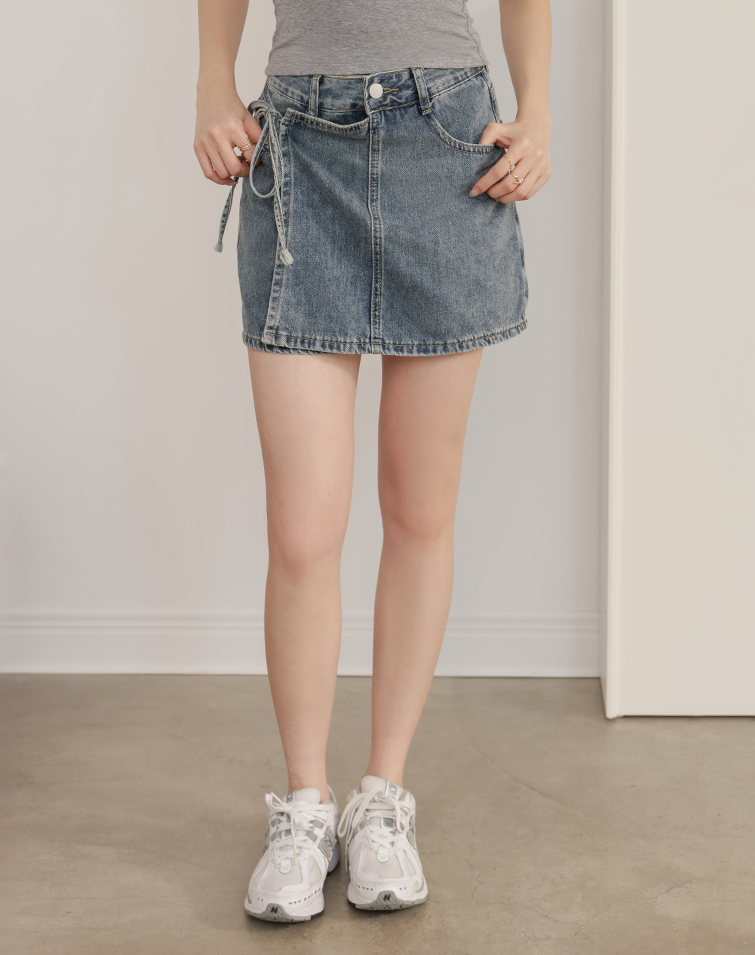 360° ASYMMETRIC DENIM SKORT