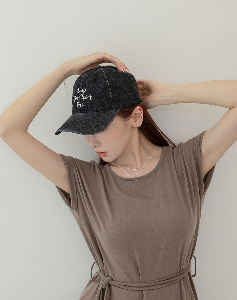 WASHED LETTER DENIM BASEBALL CAP