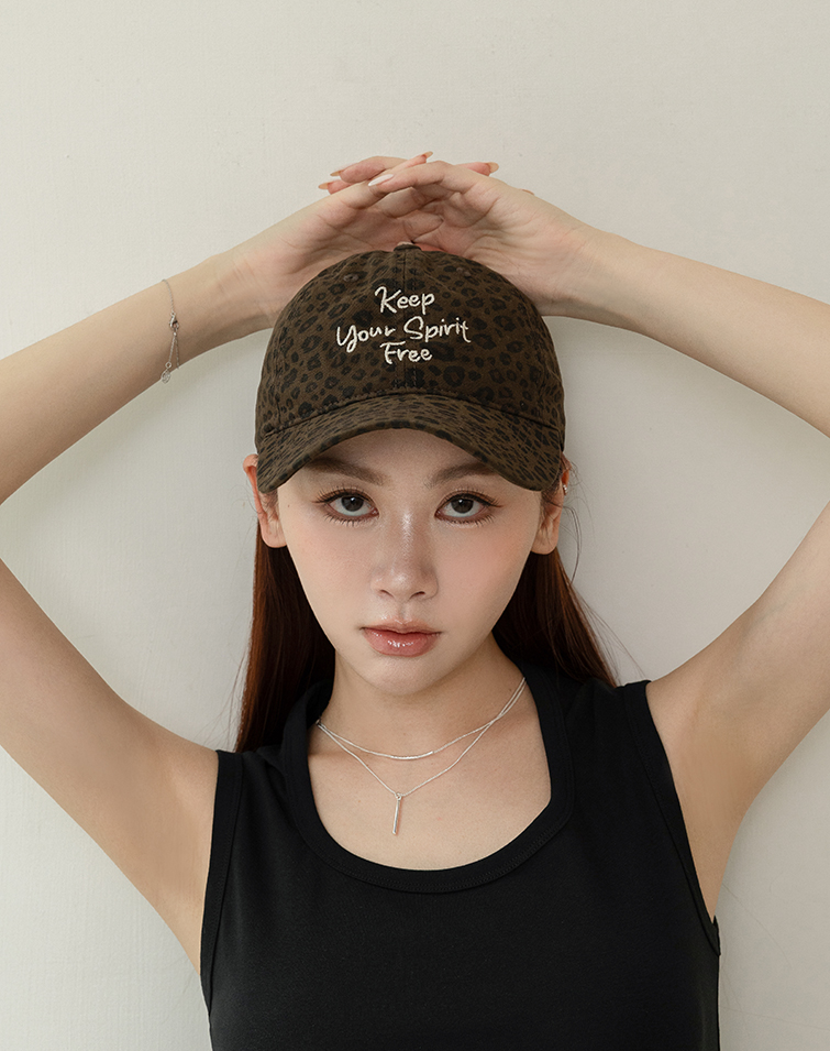 WASHED LETTER DENIM BASEBALL CAP