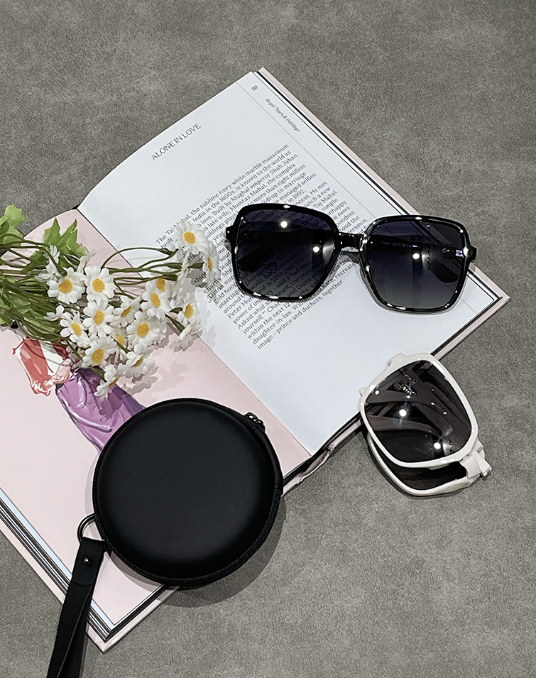 FOLDABLE SQUARE SUNGLASSES