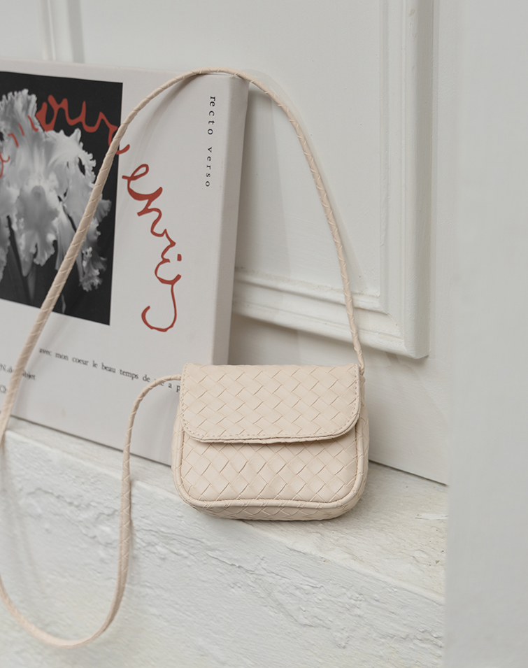 DIAMOND-WEAVE TEXTURED LEATHER MINI BAG