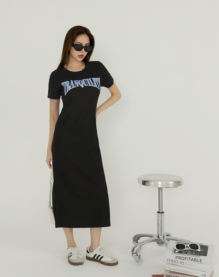 SLIM WAISTLINE LETTERING MAXI DRESS