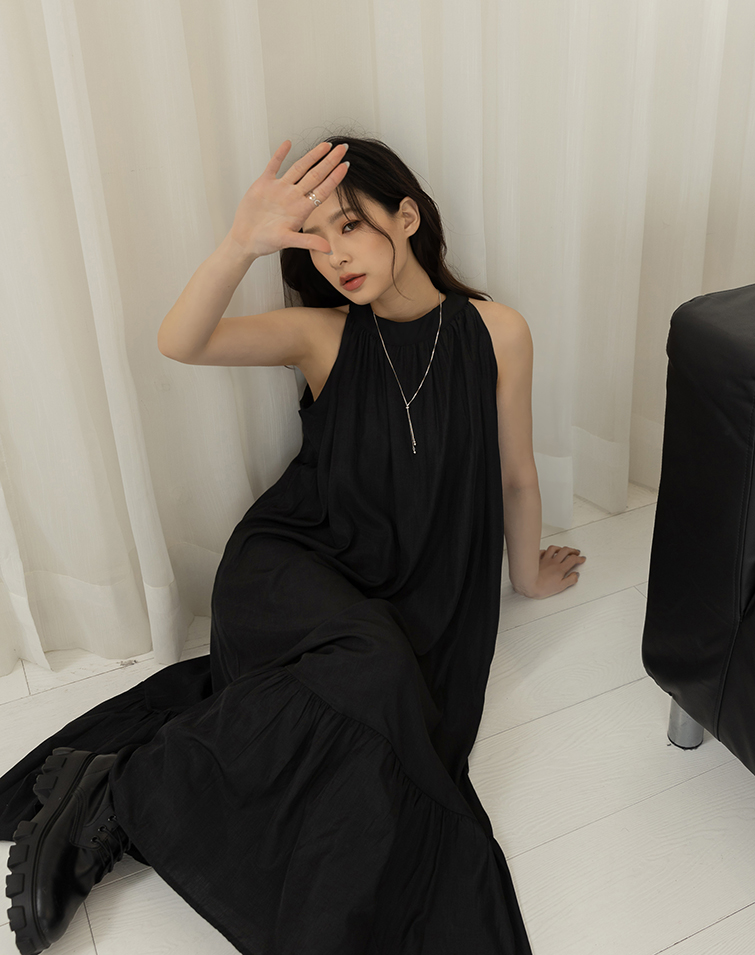 FAIRY-STYLE BACKLESS MAXI DRESS
