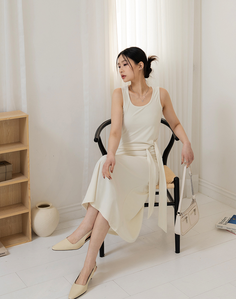 TIE-STRAP SLEEVELESS MAXI DRESS